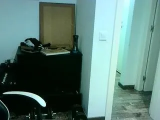 kevin_hotter from Flirt4Free is Freechat