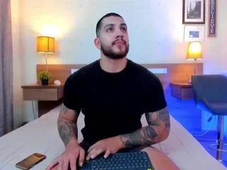 kyle_north from Flirt4Free is Freechat