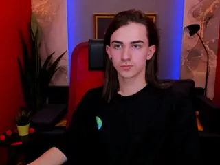 Larry_gothemy from Flirt4Free