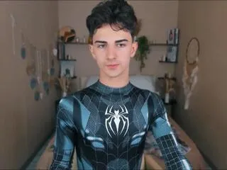 Larry_gothemy from Flirt4Free