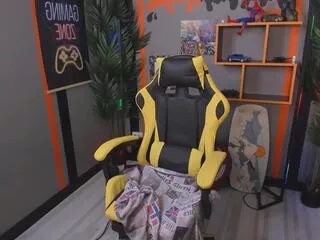 Larry_gothemy from Flirt4Free