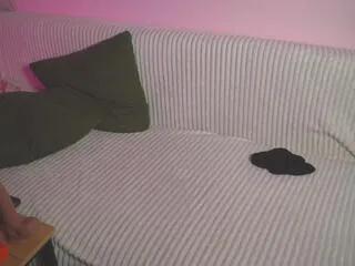 lea_yummy from Flirt4Free is Private