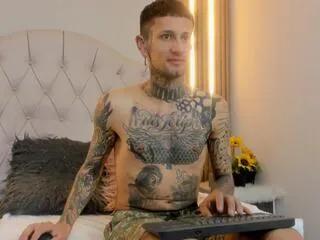 liam_inked from Flirt4Free is Freechat