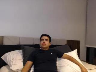 liam_kiss from Flirt4Free is Freechat