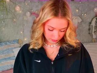 Lily_rooney from Flirt4Free