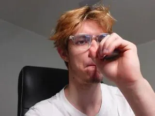 logan_fraser from Flirt4Free is Freechat