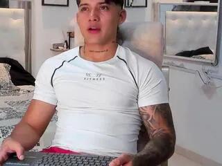 lunay_koch from Flirt4Free is Freechat