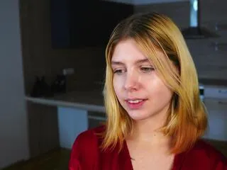 Mae_dobbs from Flirt4Free