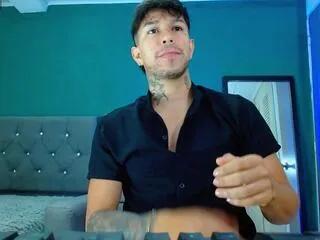 mateo_rreal from Flirt4Free is Freechat