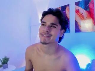 mathew_adamss from Flirt4Free is Freechat