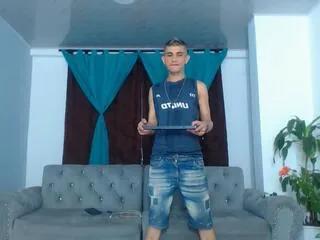 mathew_tommy from Flirt4Free is Freechat