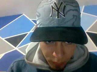 matias_monroe from Flirt4Free is Freechat