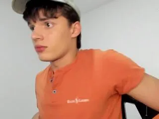 Matteo_costa from Flirt4Free