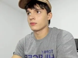 matteo_costa from Flirt4Free is Freechat