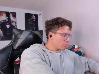 matthew_fiire from Flirt4Free
