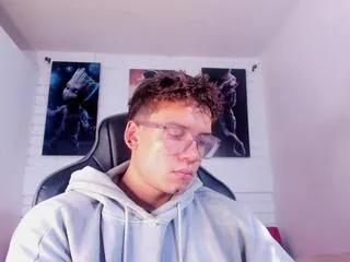 matthew_fiire from Flirt4Free