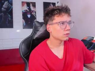 matthew_fiire from Flirt4Free