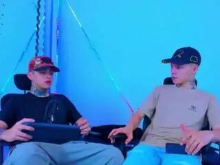 maxx_williamm_john_sally from Flirt4Free is Freechat