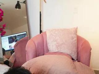 mia_belmonth from Flirt4Free is Freechat