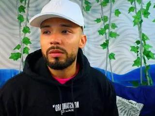 michaell_ferro from Flirt4Free is Freechat