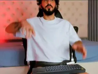 mike_parkerr from Flirt4Free is Freechat