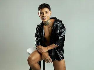 miller_hedz from Flirt4Free is Freechat