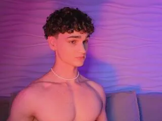 Miron_morres from Flirt4Free