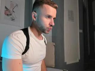 Morris_melman from Flirt4Free