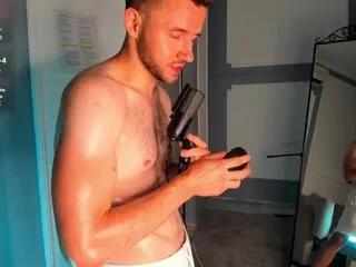 Morris_melman from Flirt4Free
