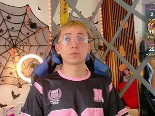 Naughty_scott from Flirt4Free