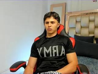nick_finne from Flirt4Free is Freechat