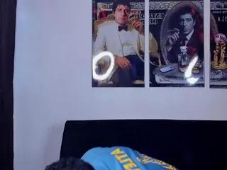 niico_santana from Flirt4Free is Freechat