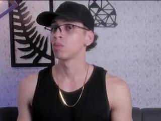 nikolai_drake from Flirt4Free is Freechat