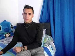 Noah_milll from Flirt4Free