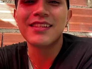 Noah_milll from Flirt4Free