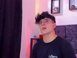 Nolan_cruz from Flirt4Free