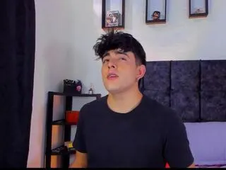 Nolan_cruz from Flirt4Free