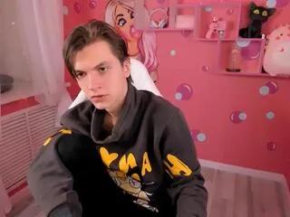 otto_colins from Flirt4Free is Freechat