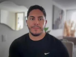 Owen_pierces from Flirt4Free