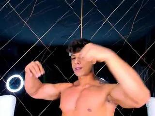 owen_wolfe from Flirt4Free is Freechat
