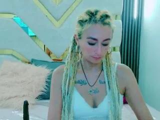 Girls: try live performances with matured performers, from dancing to quirks, in a variety of beautiful sex cams.