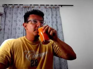 Pedro_picapiedra from Flirt4Free