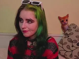 Quenna_fort from Flirt4Free