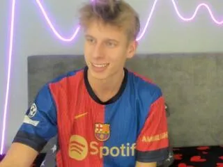 remy_levine from Flirt4Free is Freechat