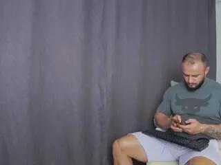 ricky_stonee from Flirt4Free is Freechat