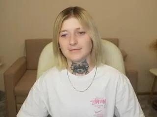 roma_schanbacher from Flirt4Free is Freechat