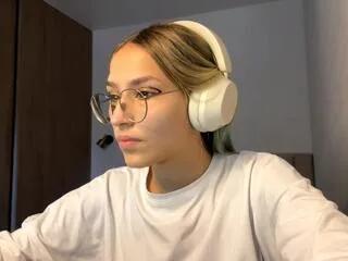 roseanna_holaday from Flirt4Free is Freechat