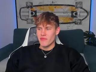 russ_madison from Flirt4Free is Freechat