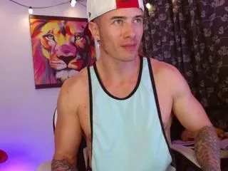 Ryan_blu from Flirt4Free