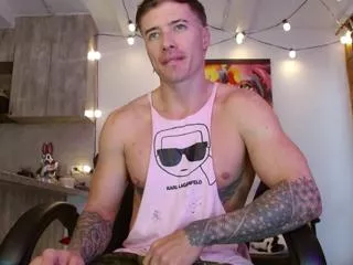 Ryan_blu from Flirt4Free